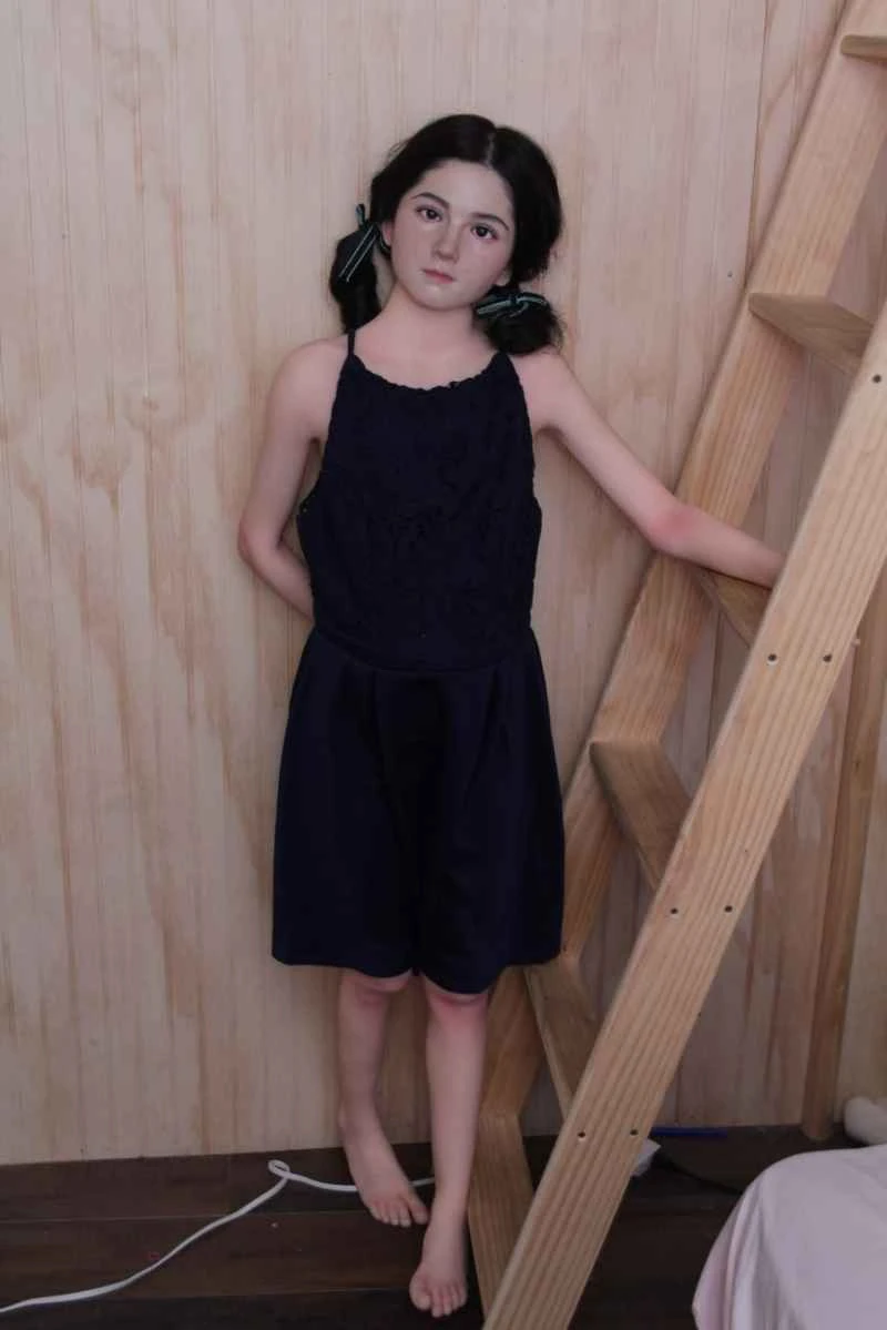 CATDOLL 135CM ルーシー（TPEボディ、ハードシリコンヘッド）