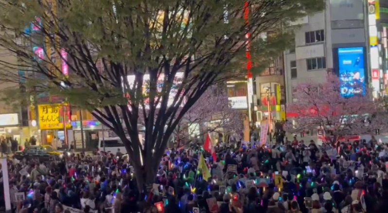 日本で抗議運動が勃発：高市首相が謝罪！小泉首相が謝罪！中国も謝罪！