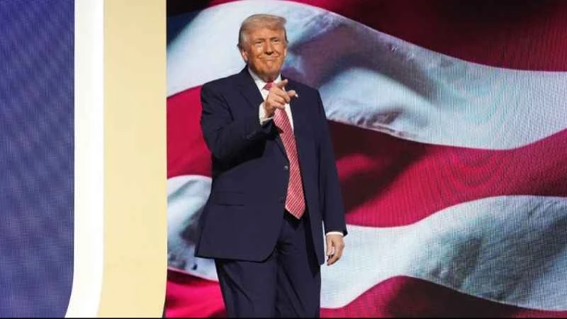 ドナルド・トランプ米大統領は金曜日、サウジアラビアの政府系ファンドが主催したFIIサミットに出席した。 美国总统特朗普周五出席由沙特阿拉伯主权财富基金主办的FII峰会。